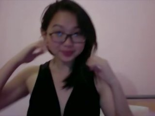 Pointé et enticing asiatique teen&comma; harriet sugarcookie